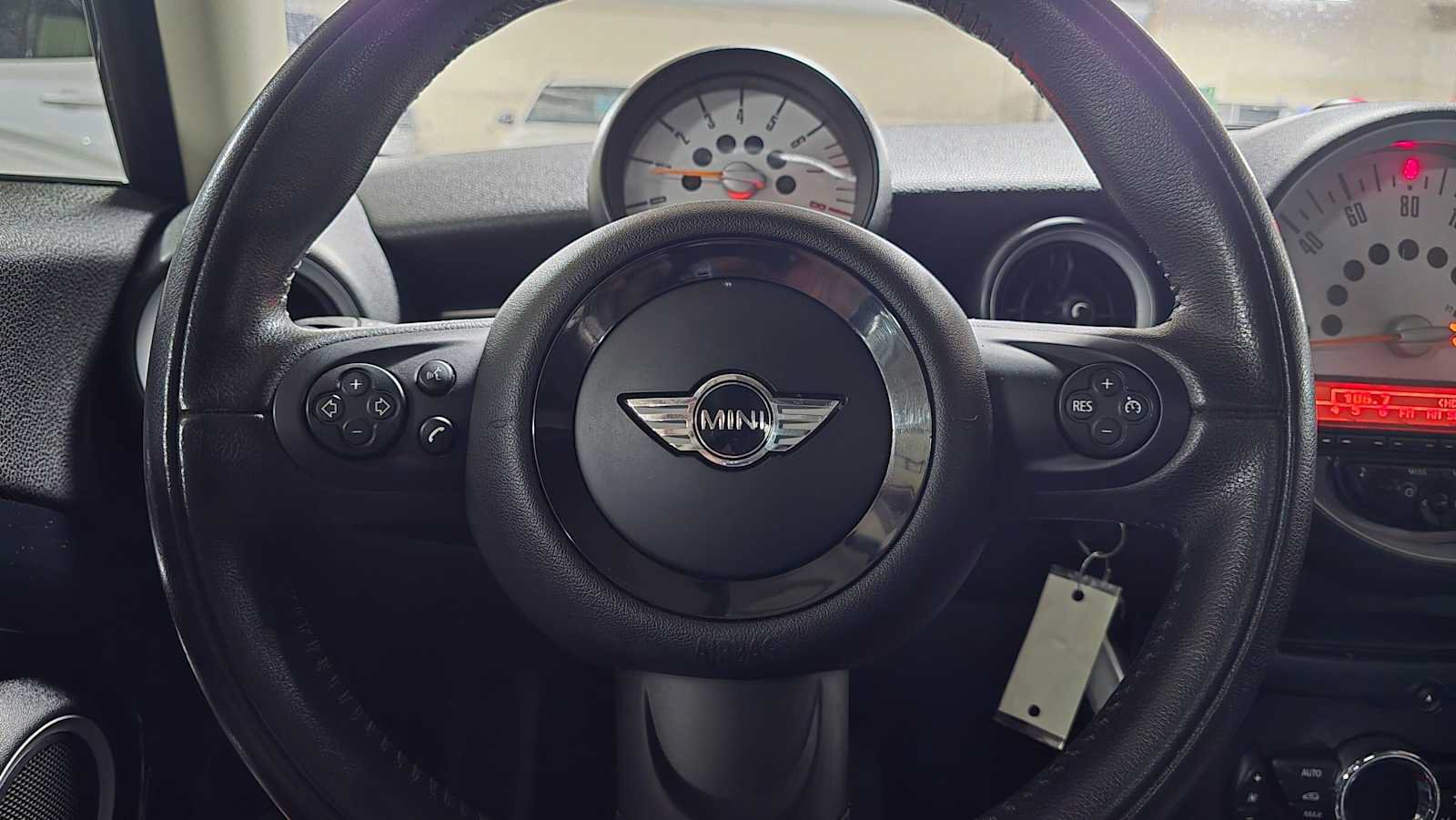 Used 2013 MINI Cooper Clubman FWD image 25