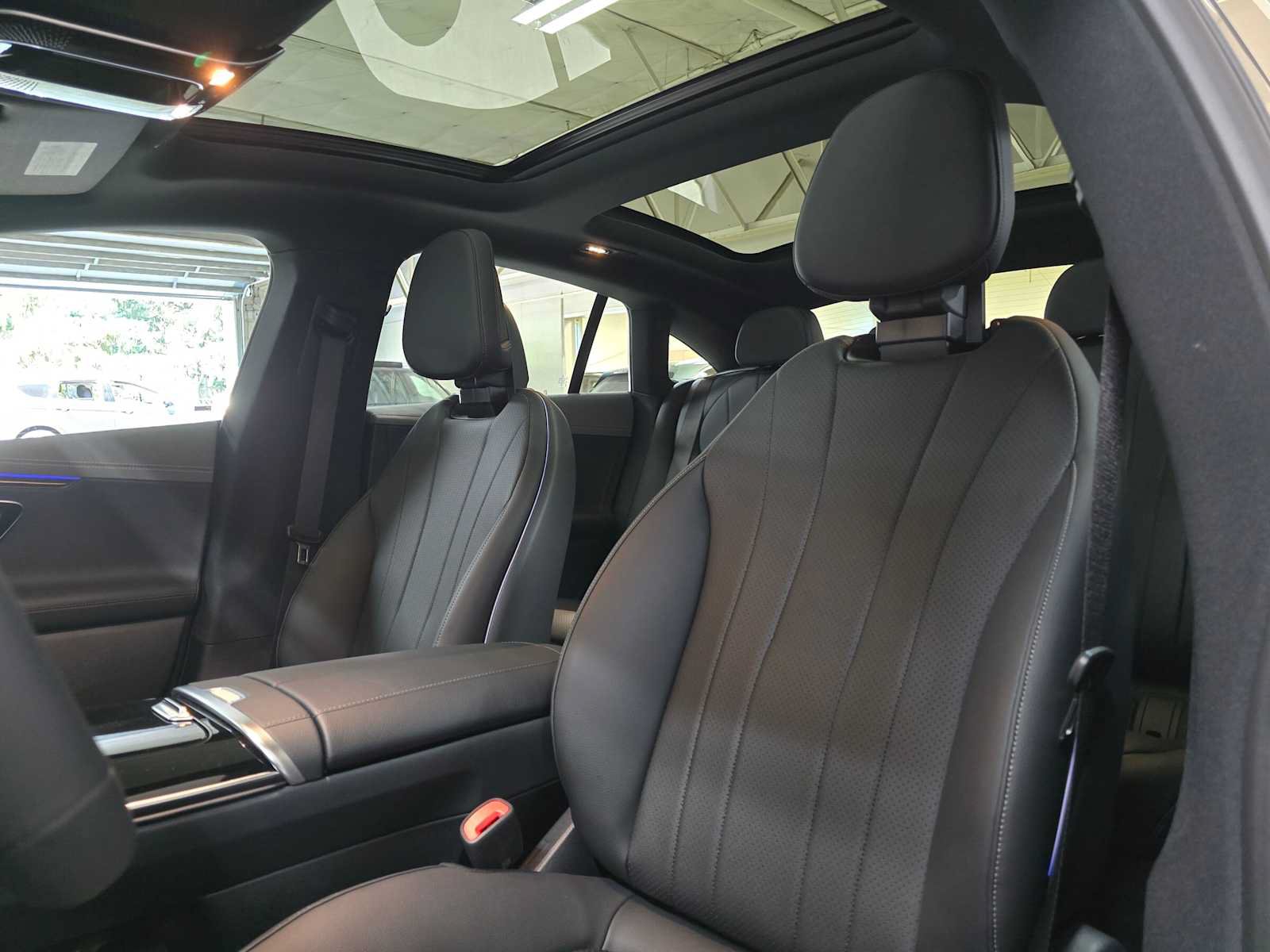 New 2026 Mercedes-Benz EQE 320 4MATIC Sedan image 22
