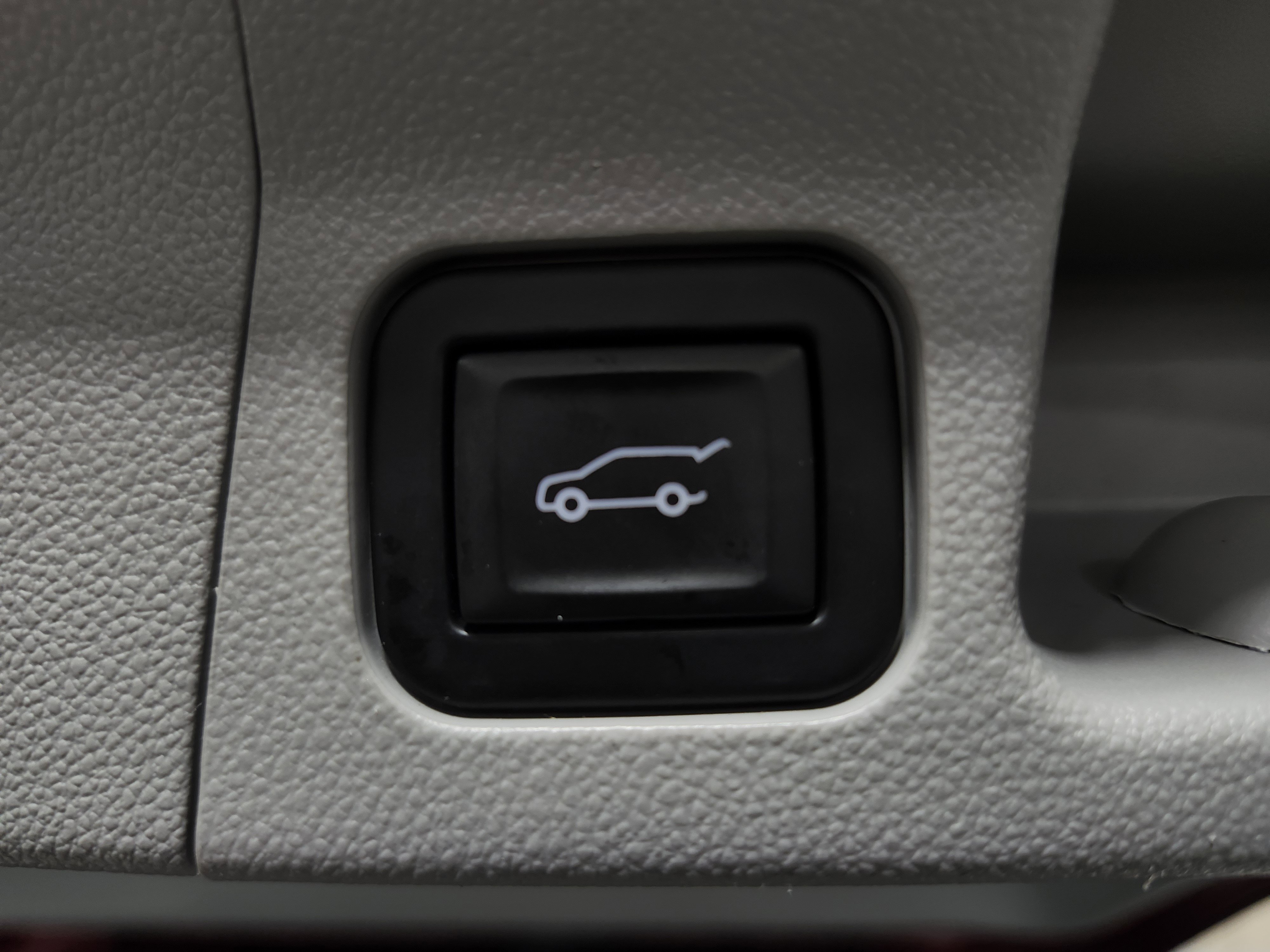 Used 2023 GMC Acadia SLT image 24