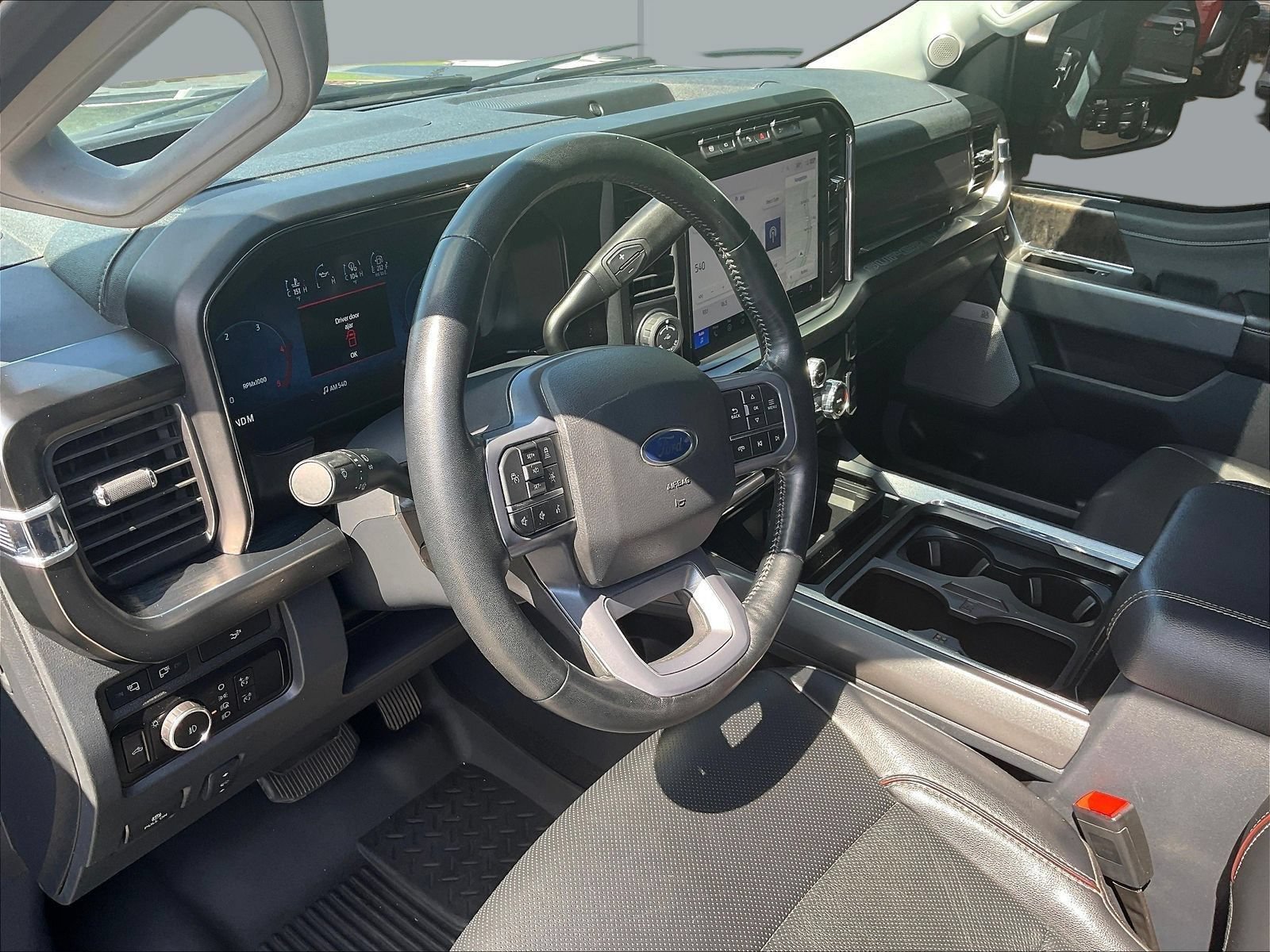 Used 2023 Ford F250 Lariat w/ Lariat Ultimate Package AWD/4WD image 20