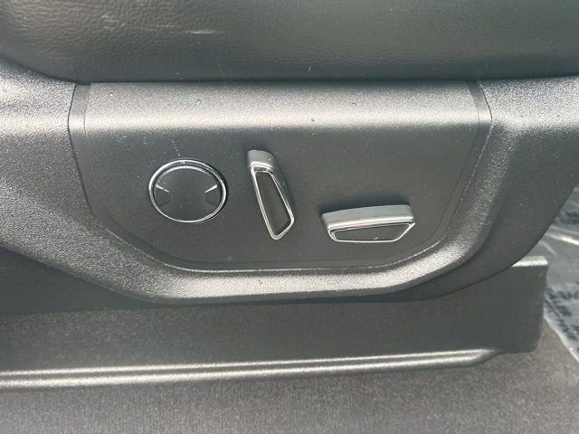 Used 2018 Ford F350 Lariat w/ Lariat Ultimate Package image 13