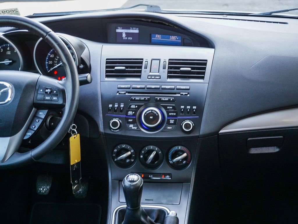 Used 2012 MAZDA MAZDA3 i Touring image 16
