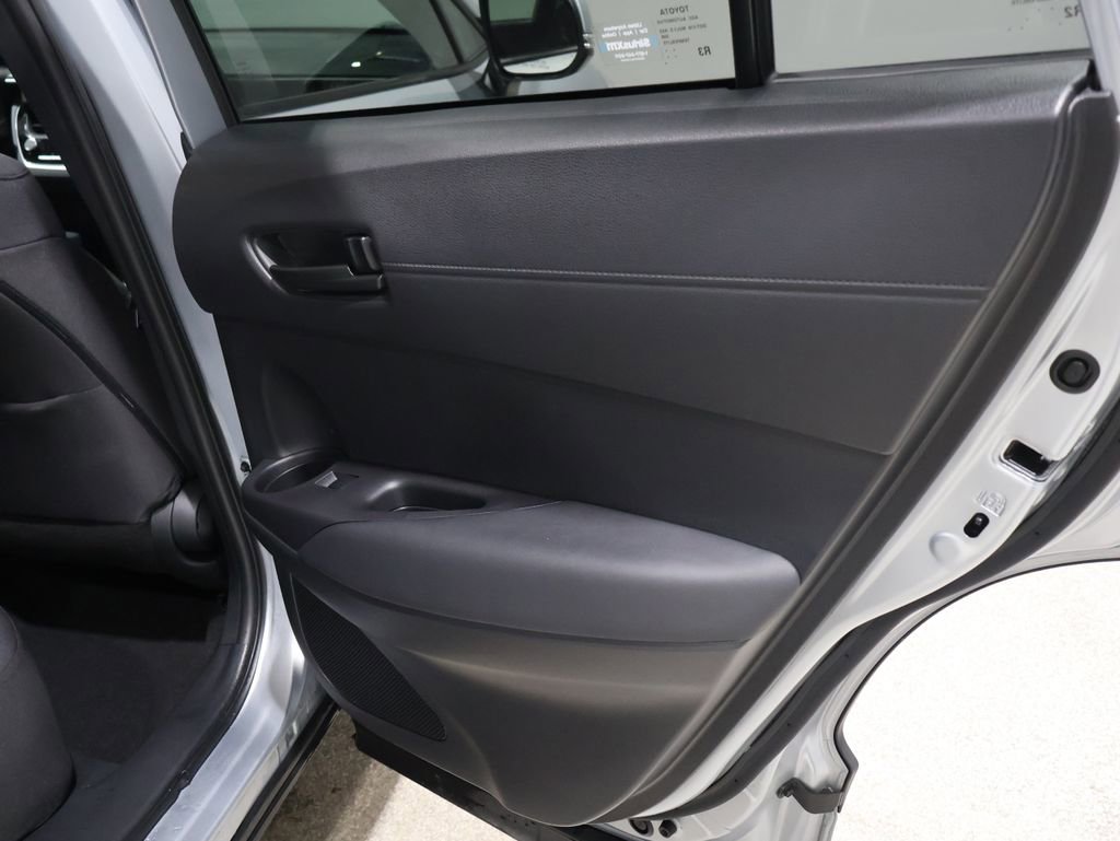Used 2023 Toyota Corolla Cross LE w/ Moonroof Package image 23