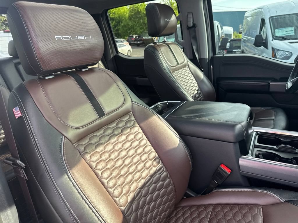 Used 2024 Ford F350 Lariat w/ Lariat Ultimate Package AWD/4WD image 39