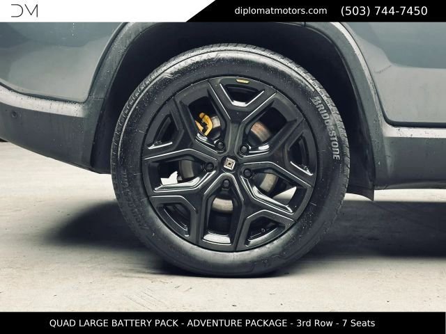Used 2024 Rivian R1S Adventure AWD/4WD image 44