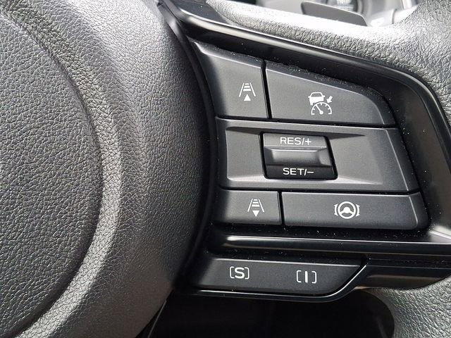 Used 2025 Subaru Crosstrek 2.0i Premium AWD/4WD image 18