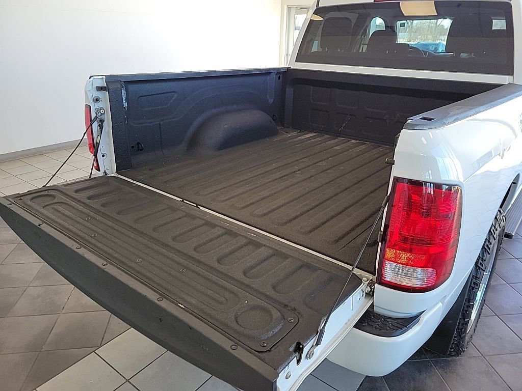 Used 2018 RAM 1500 Express w/ Express Value Package image 14