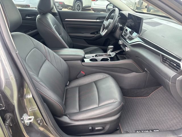 Used 2023 Nissan Altima 2.0 SR FWD image 20