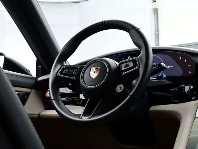 Used 2025 Porsche Taycan 4S image 21