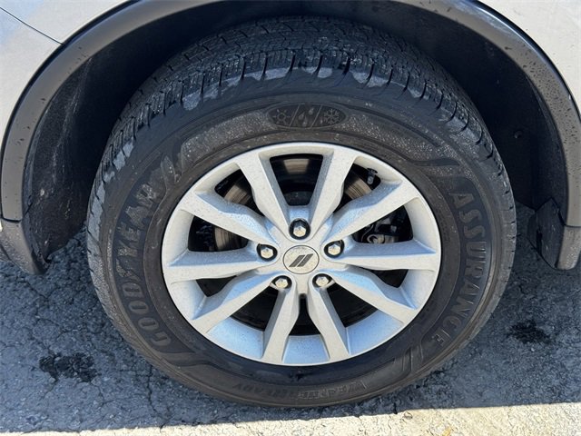 Certified 2020 Dodge Durango SXT w/ 3rd Row Seating Group image 11