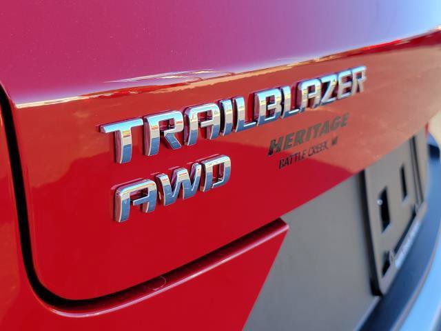 New 2026 Chevrolet TrailBlazer LT w/ LT Cold Weather Package AWD/4WD image 31