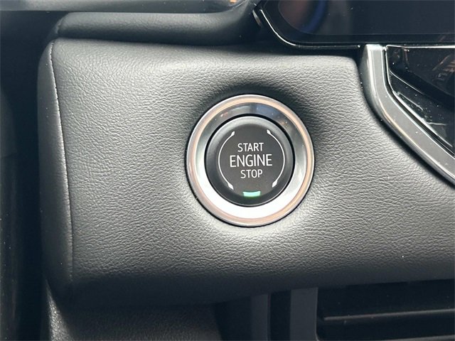 Used 2024 GMC Canyon Elevation image 26