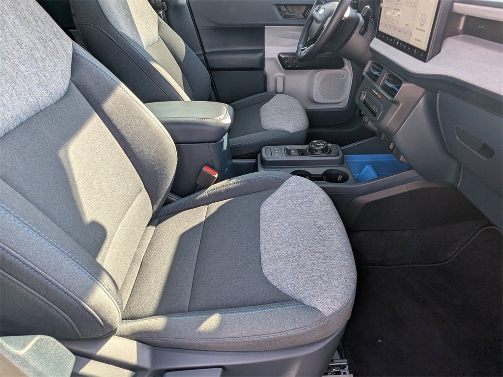 Used 2025 Ford Maverick XLT w/ XLT Luxury Package image 19