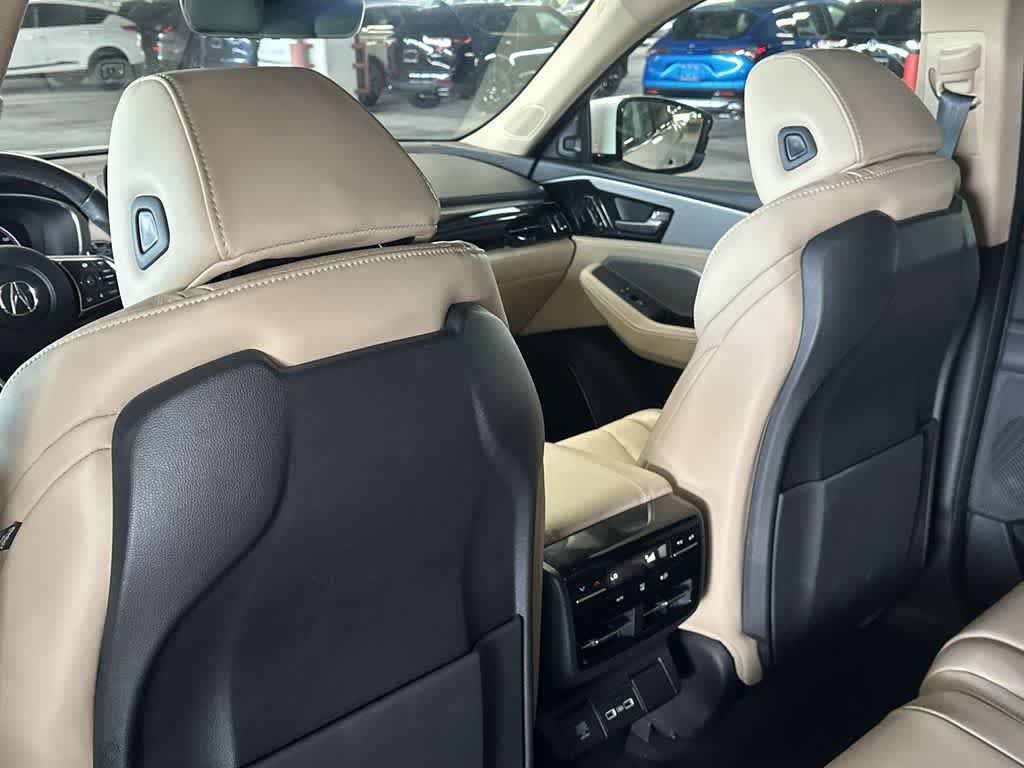 Certified 2024 Acura MDX FWD w/ Technology Package image 31