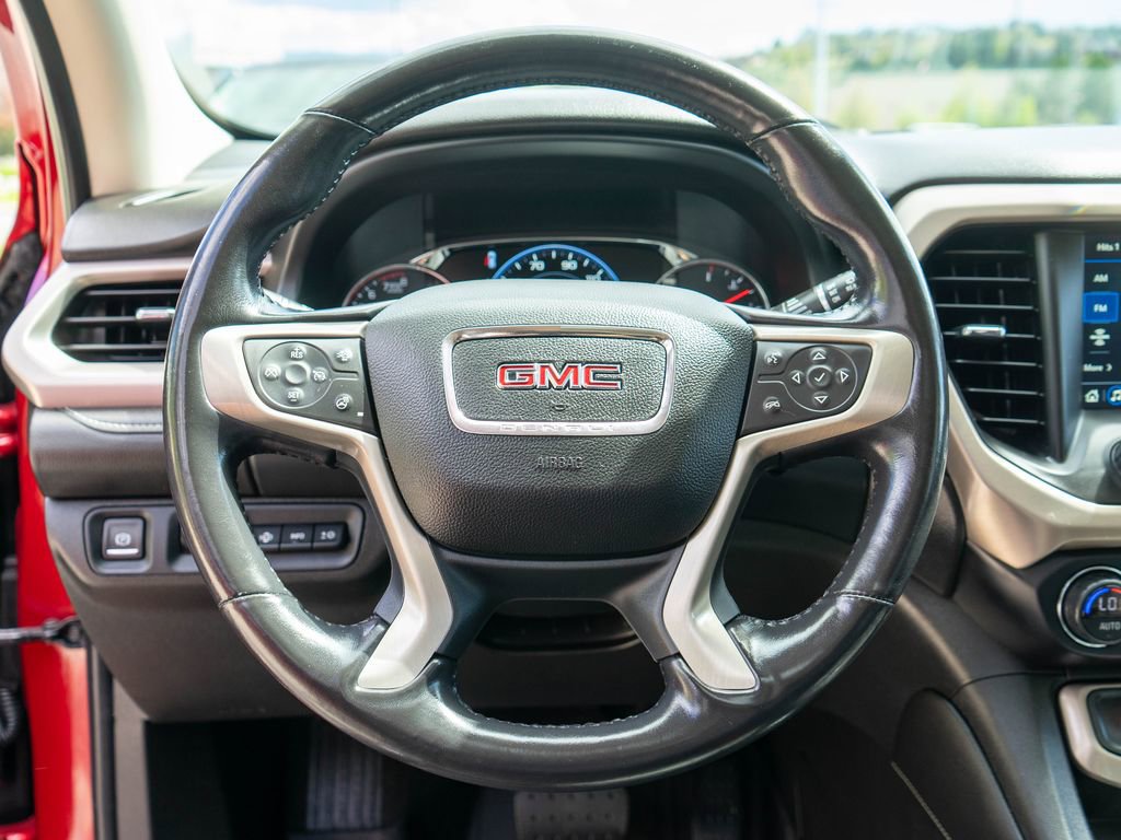 Used 2021 GMC Acadia Denali w/ GMC Pro Grade Package AWD/4WD image 16