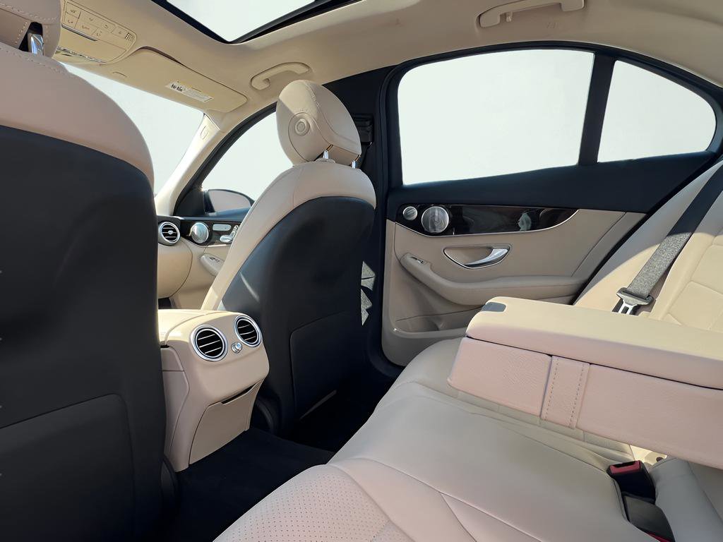 Used 2018 Mercedes-Benz C 300 4MATIC Sedan image 19