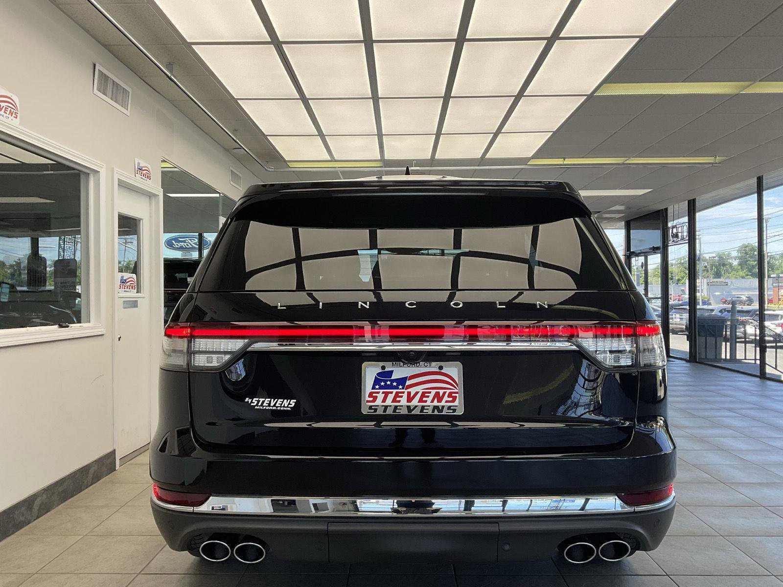 Used 2021 Lincoln Aviator Reserve w/ Equipment Group 202A AWD/4WD image 6