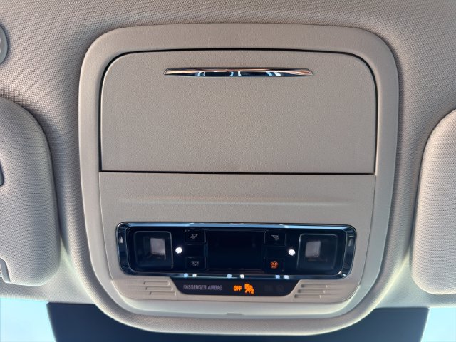 New 2026 Lincoln Aviator AWD w/ Jet Appearance Package image 35