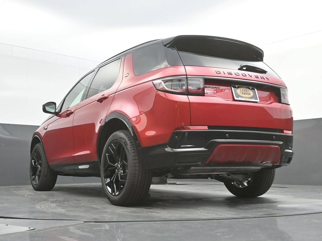 New 2026 Land Rover Discovery Sport Landmark AWD/4WD image 32