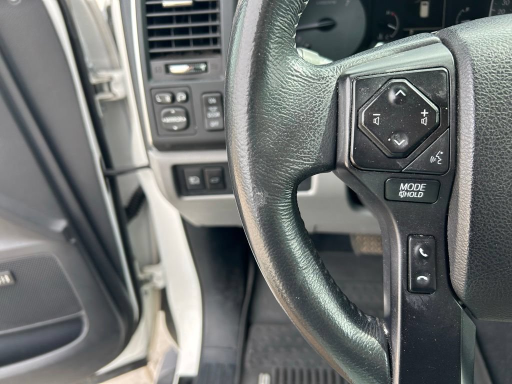 Used 2022 Toyota Sequoia Limited AWD/4WD image 20