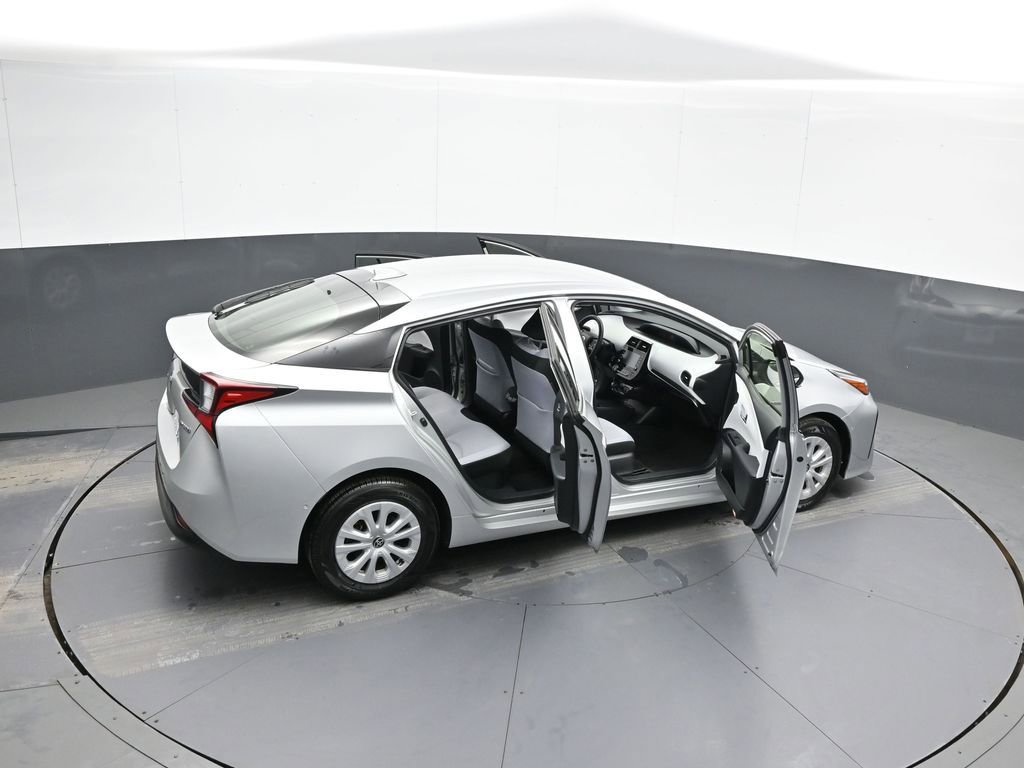 Certified 2022 Toyota Prius LE image 43