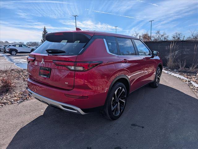 Used 2024 Mitsubishi Outlander SE image 5