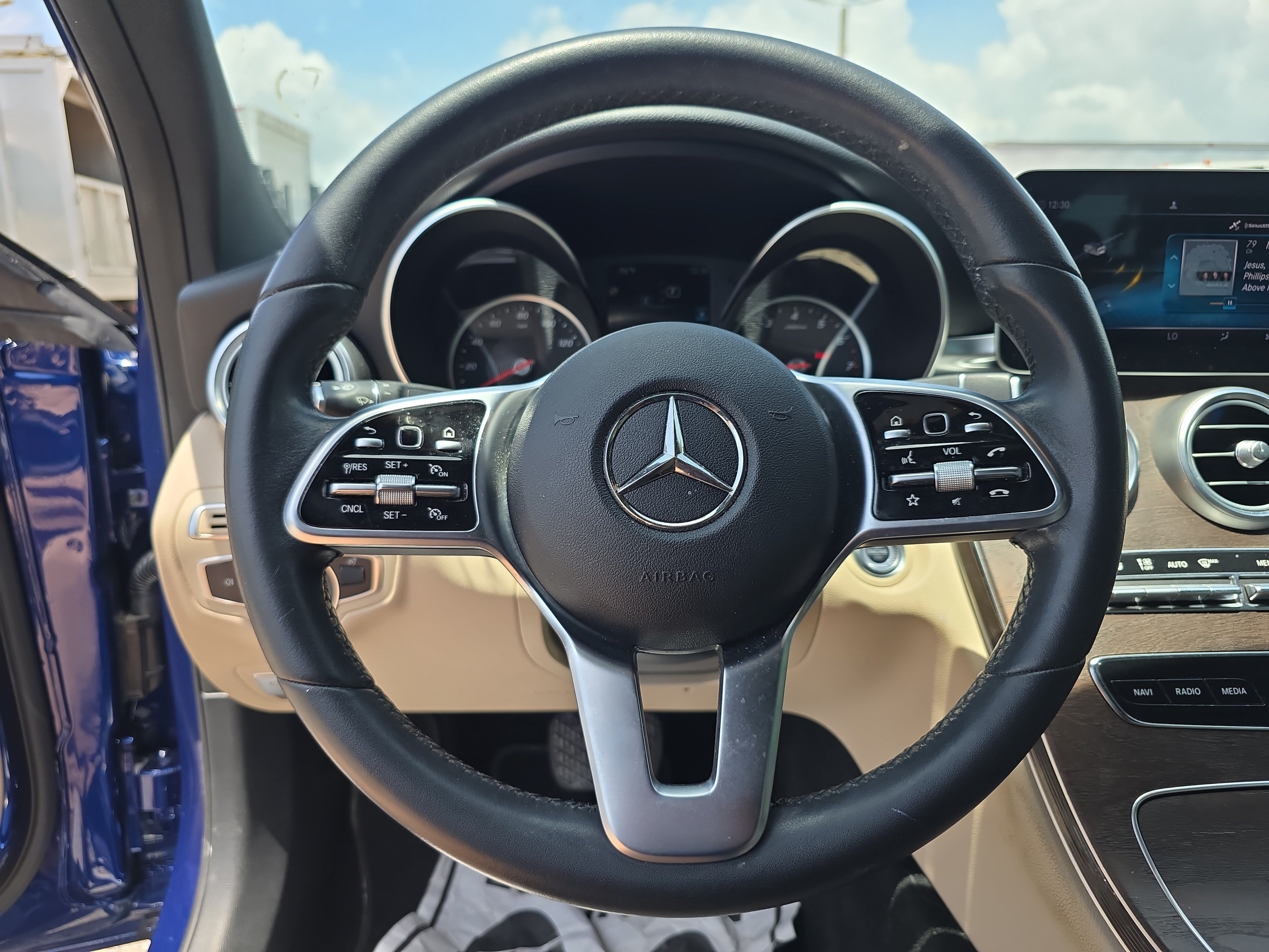 Used 2020 Mercedes-Benz C 300 Sedan image 25