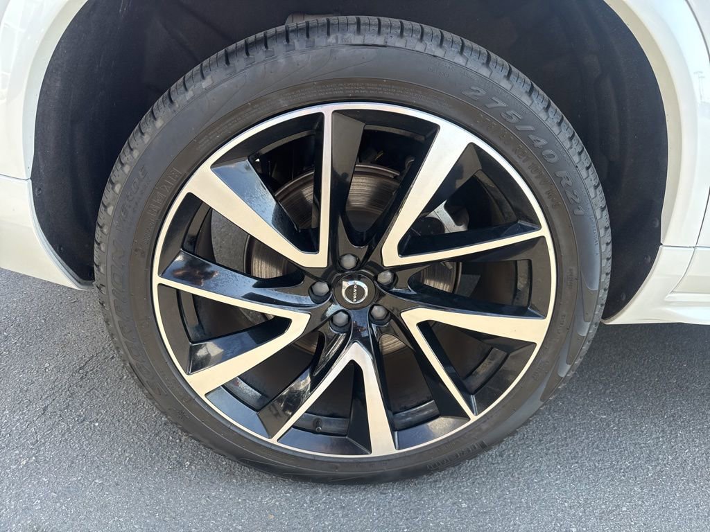 Used 2023 Volvo XC90 B5 Plus w/ Protection Package Premier image 10