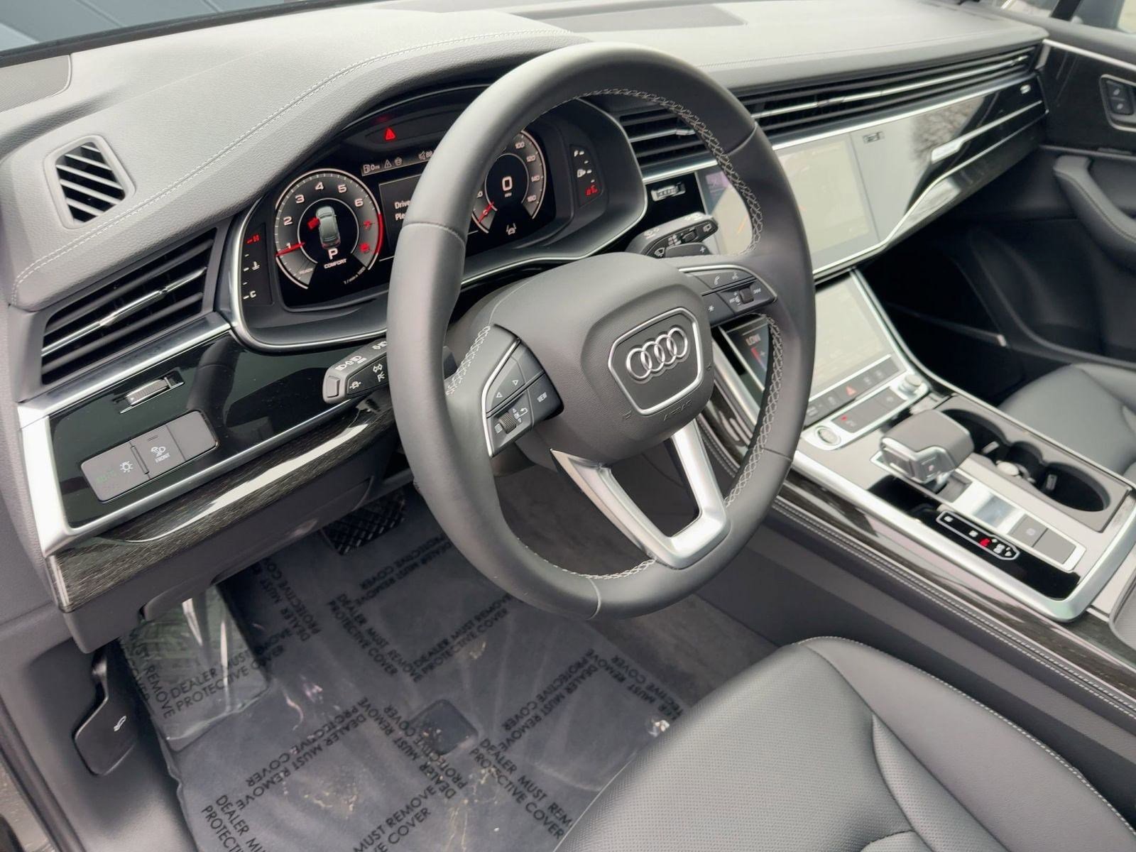 Used 2025 Audi Q7 2.0T Premium Plus w/ Premium Plus Package image 4