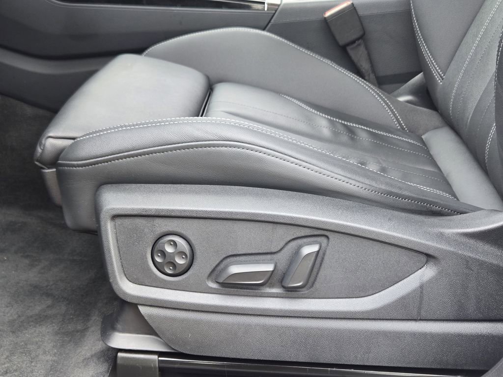 Certified 2024 Audi Q5 2.0T Premium w/ Convenience Package AWD/4WD image 32