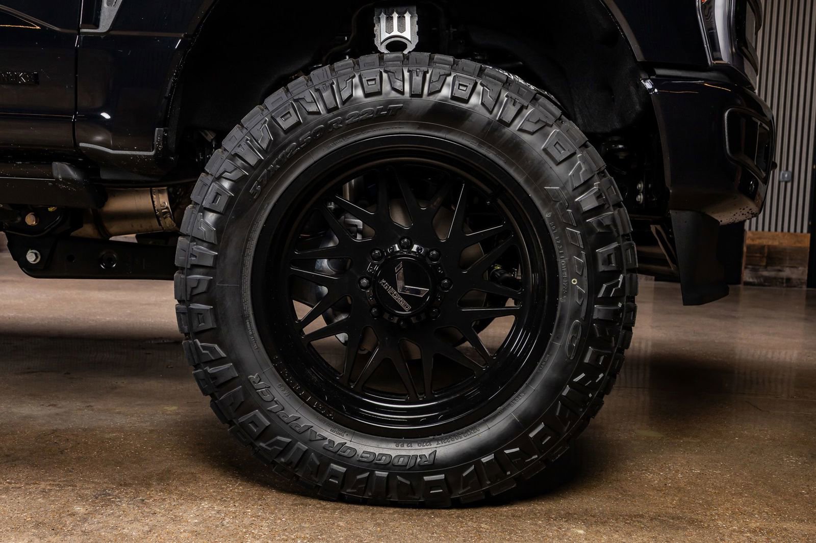 Used 2026 Ford F350 Platinum w/ Platinum Plus Package image 12