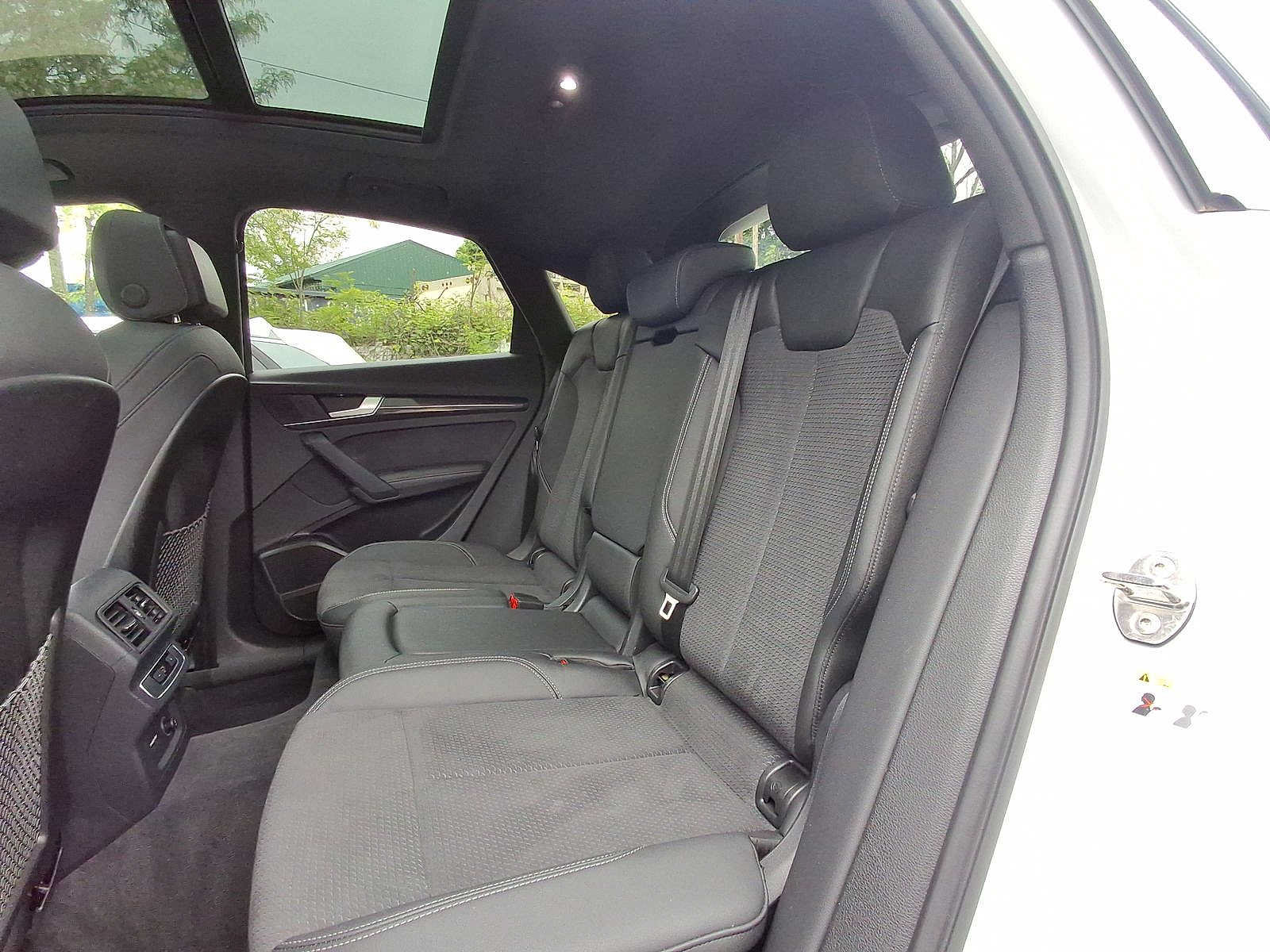 Used 2022 Audi SQ5 Premium Plus AWD/4WD image 20
