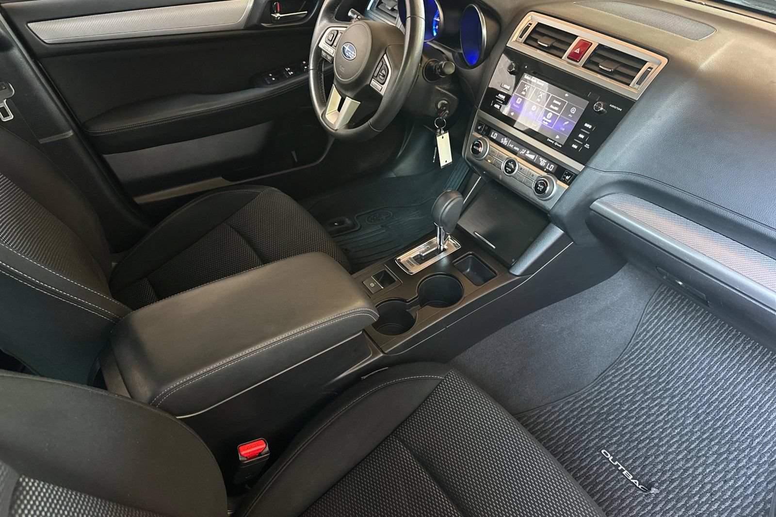 Used 2017 Subaru Outback 2.5i Premium AWD/4WD image 20