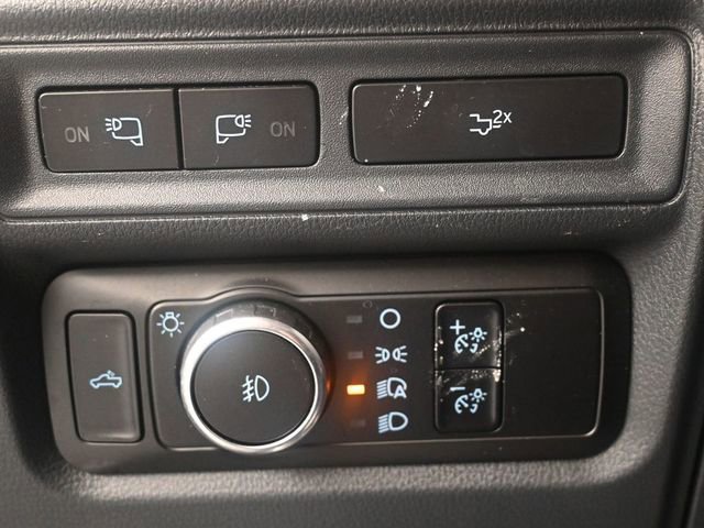 Used 2023 Ford F150 Lariat w/ Equipment Group 502A High image 8