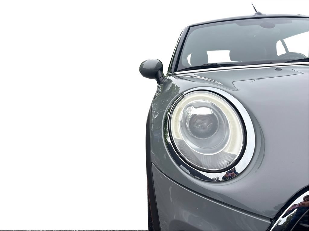 Used 2018 MINI Cooper Convertible FWD image 32
