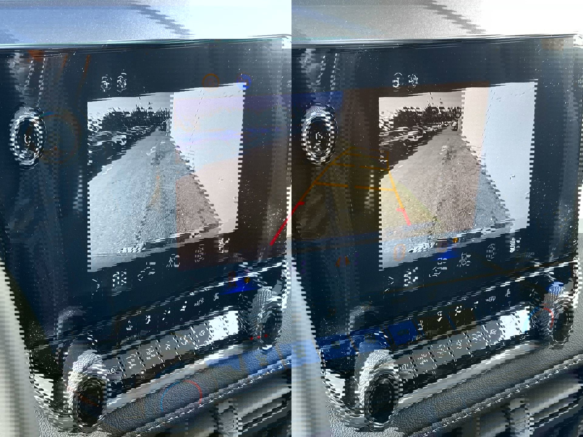 New 2025 Chevrolet Colorado W/T w/ Advanced Trailering Package image 23