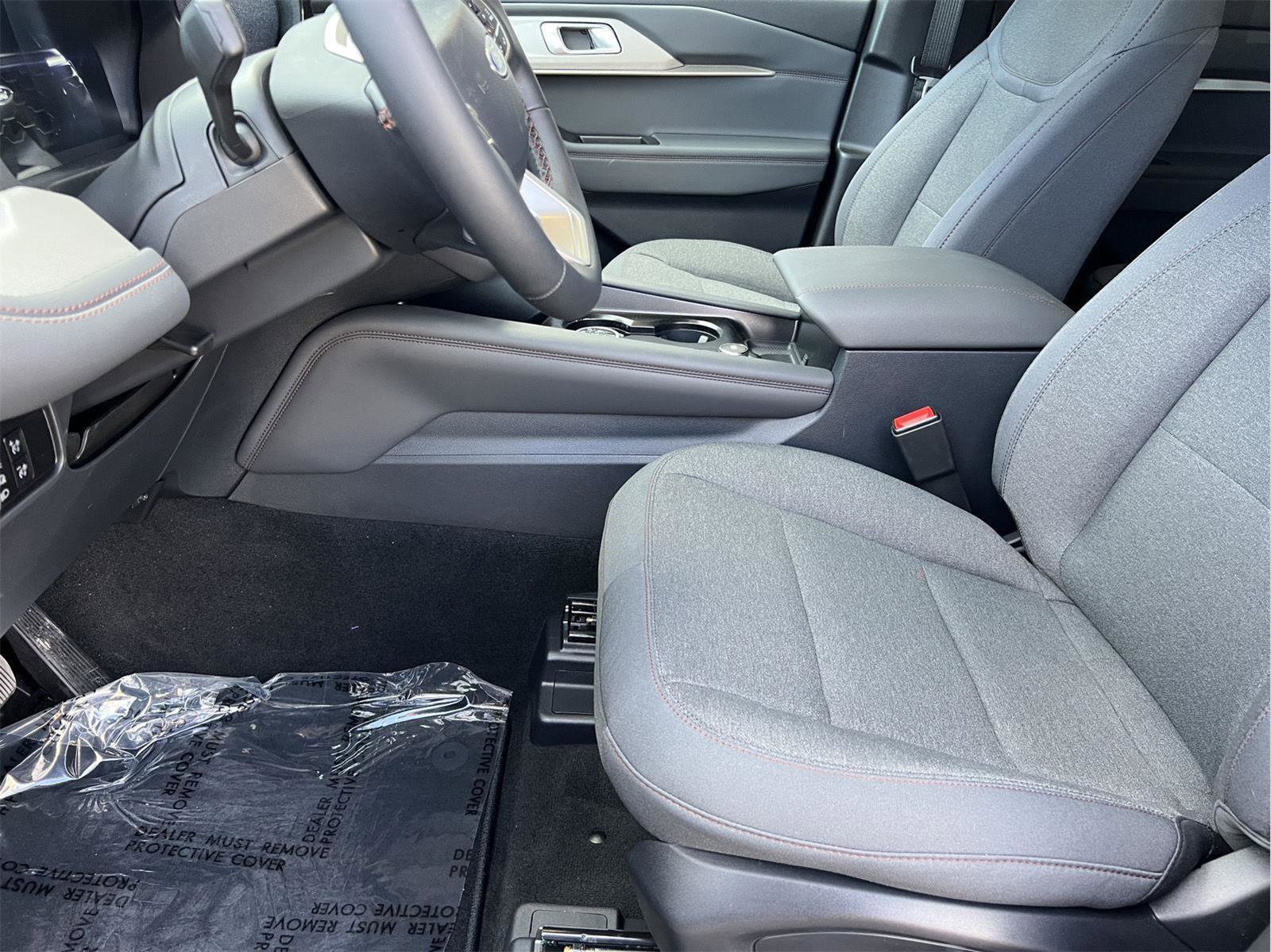 New 2026 Ford Explorer Active AWD/4WD image 8