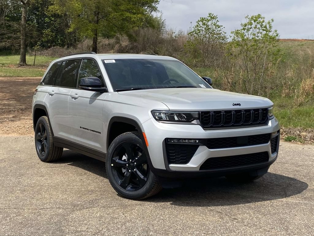 New 2026 Jeep Grand Cherokee Limited w/ Limited Altitude Package RWD image 32