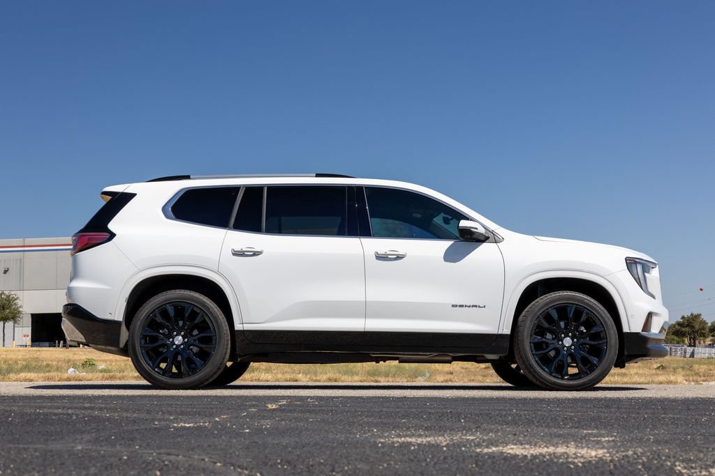 Used 2025 GMC Acadia Denali w/ Super Cruise Package AWD/4WD image 8