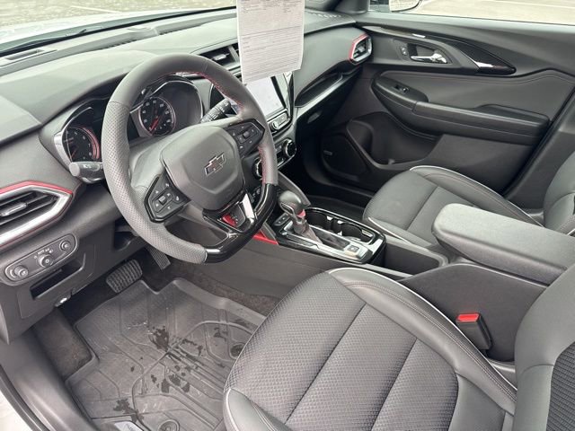 Used 2023 Chevrolet TrailBlazer RS w/ Sun and Liftgate Package image 19