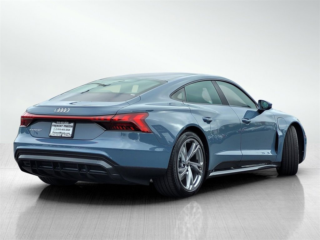 Used 2024 Audi e-tron GT Premium Plus image 4