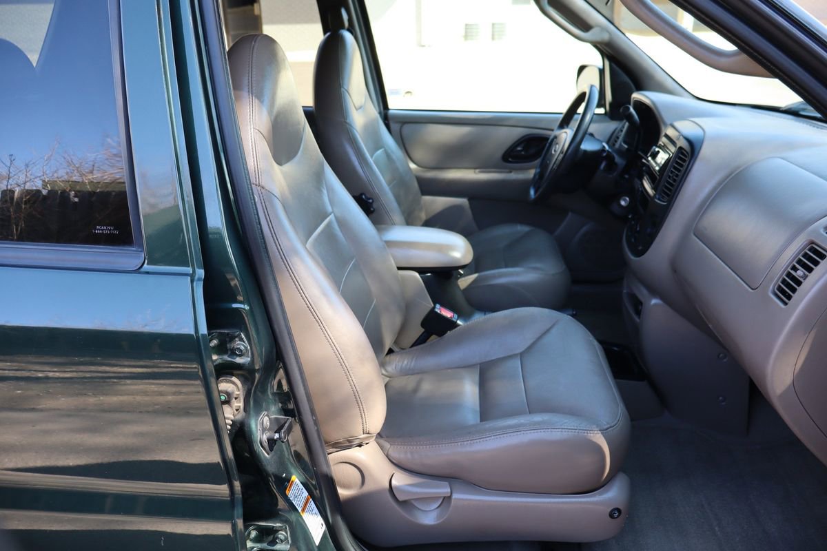 Used 2001 Ford Escape XLT image 22