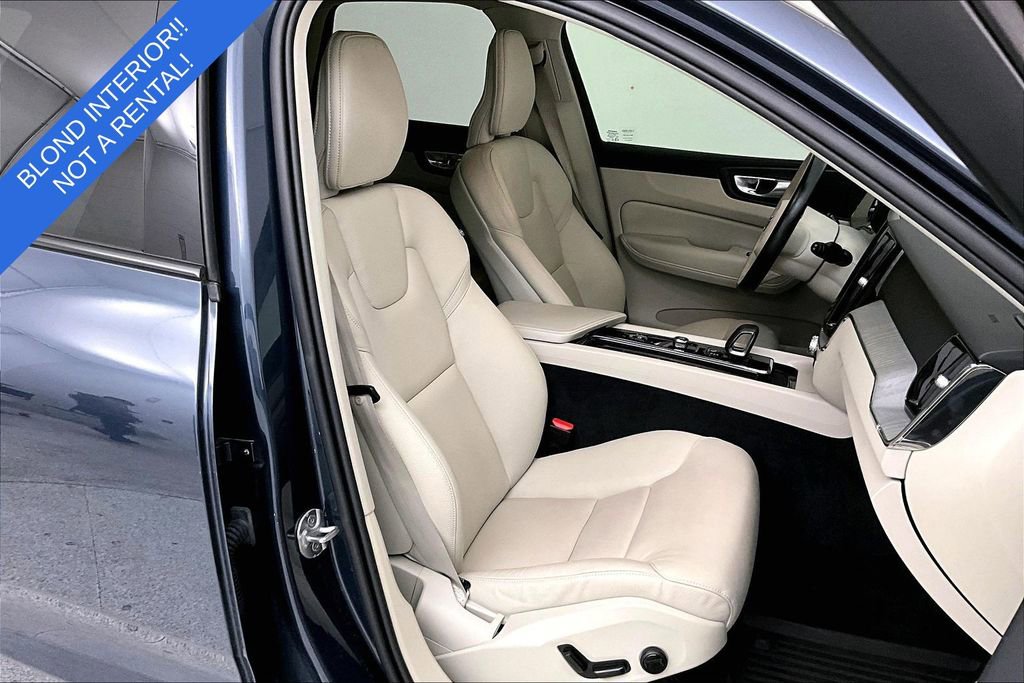 Certified 2024 Volvo XC60 B5 Plus w/ Protection Package Premier image 11