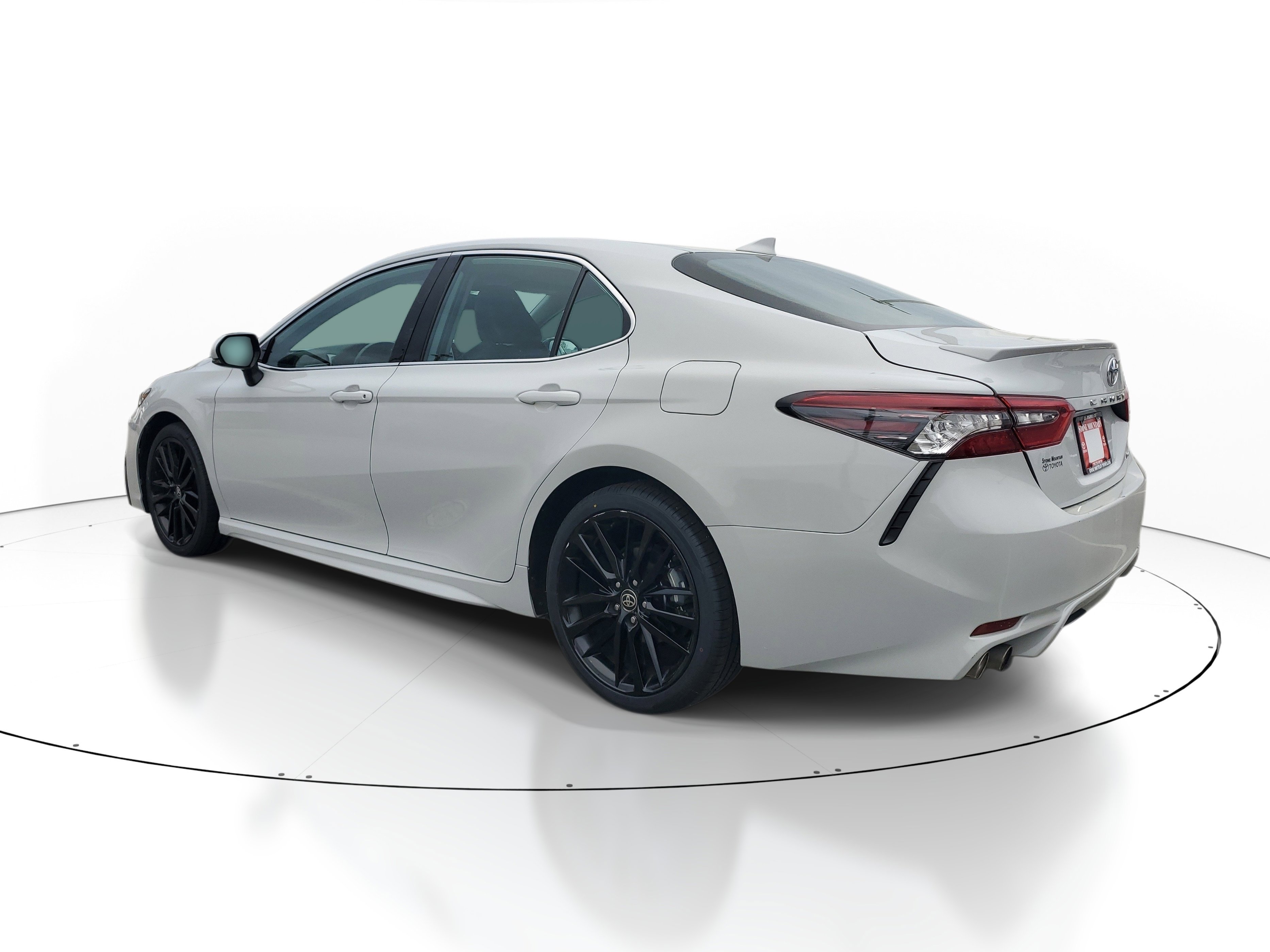 Used 2024 Toyota Camry XSE image 4