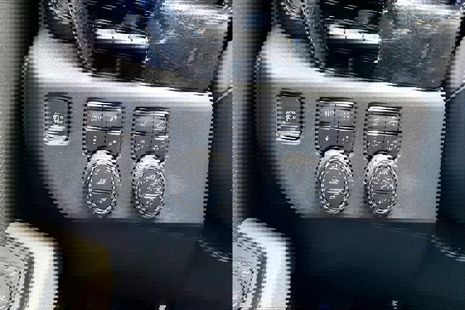 Used 2026 Chevrolet Silverado 1500 ZR2 image 34