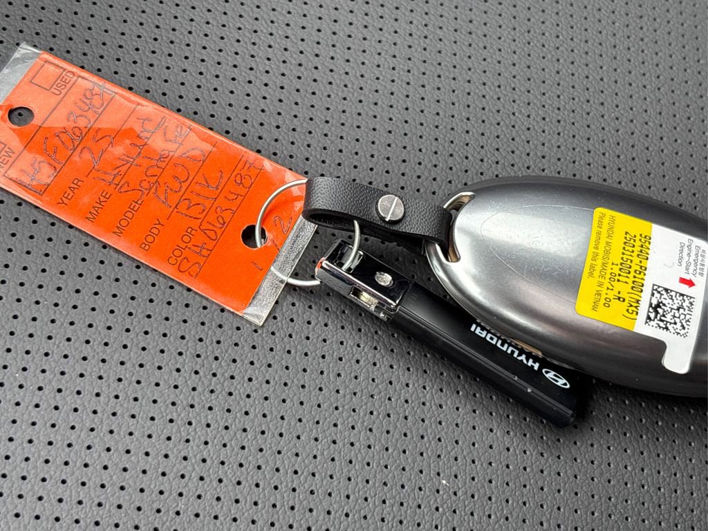 New 2025 Hyundai Santa Fe Limited image 24