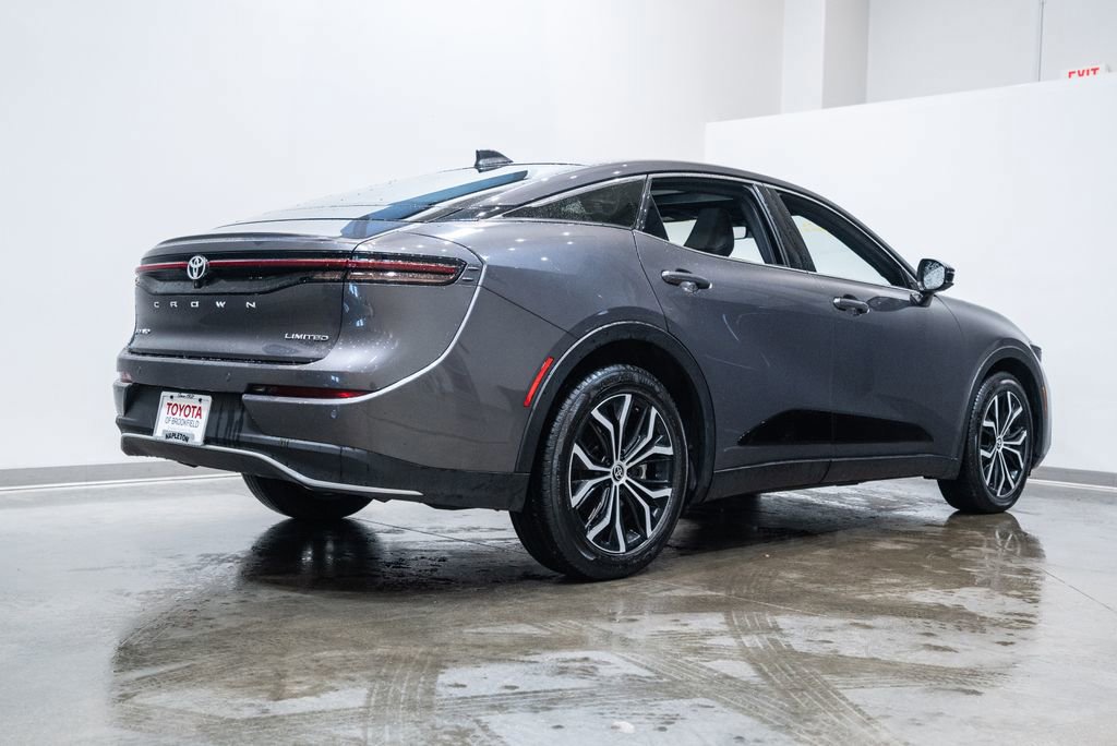 Certified 2024 Toyota Crown Limited image 9