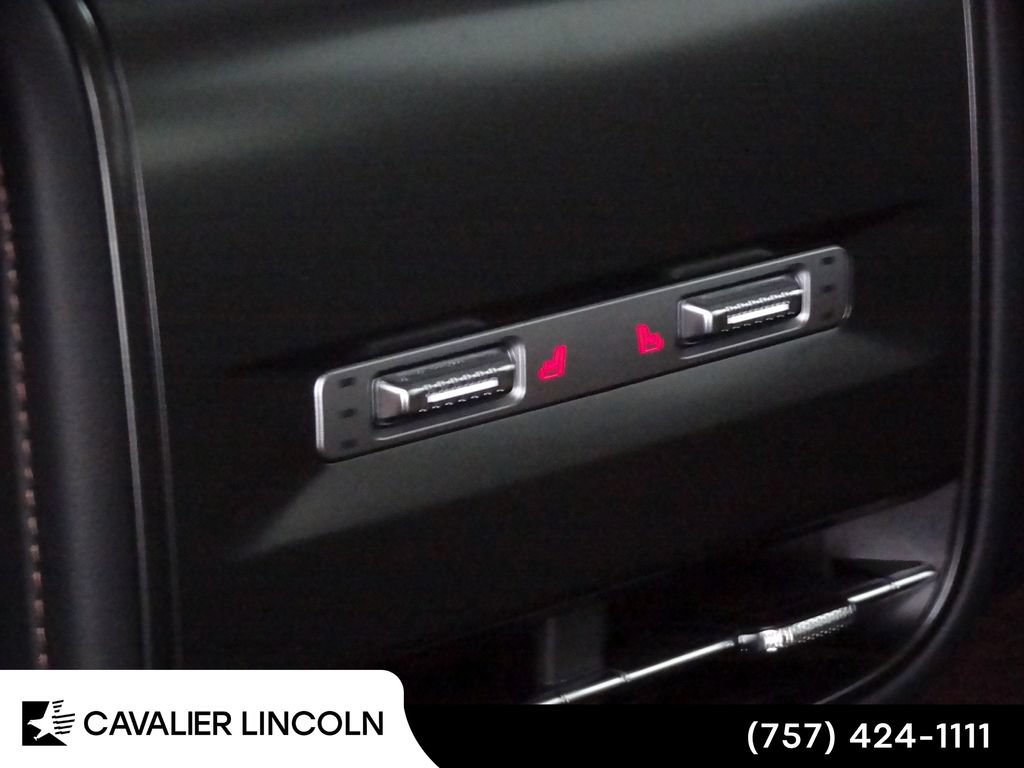 Used 2026 Lincoln Nautilus Premier w/ Equipment Group 102A AWD/4WD image 18