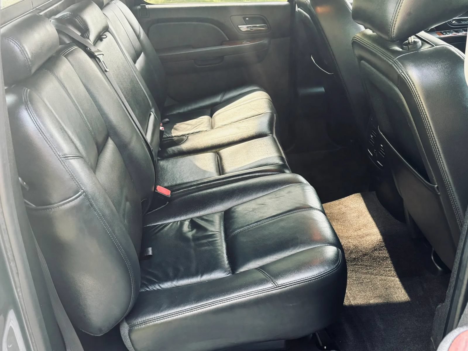 Used 2012 Chevrolet Avalanche LT w/ All-Star Edition AWD/4WD image 19