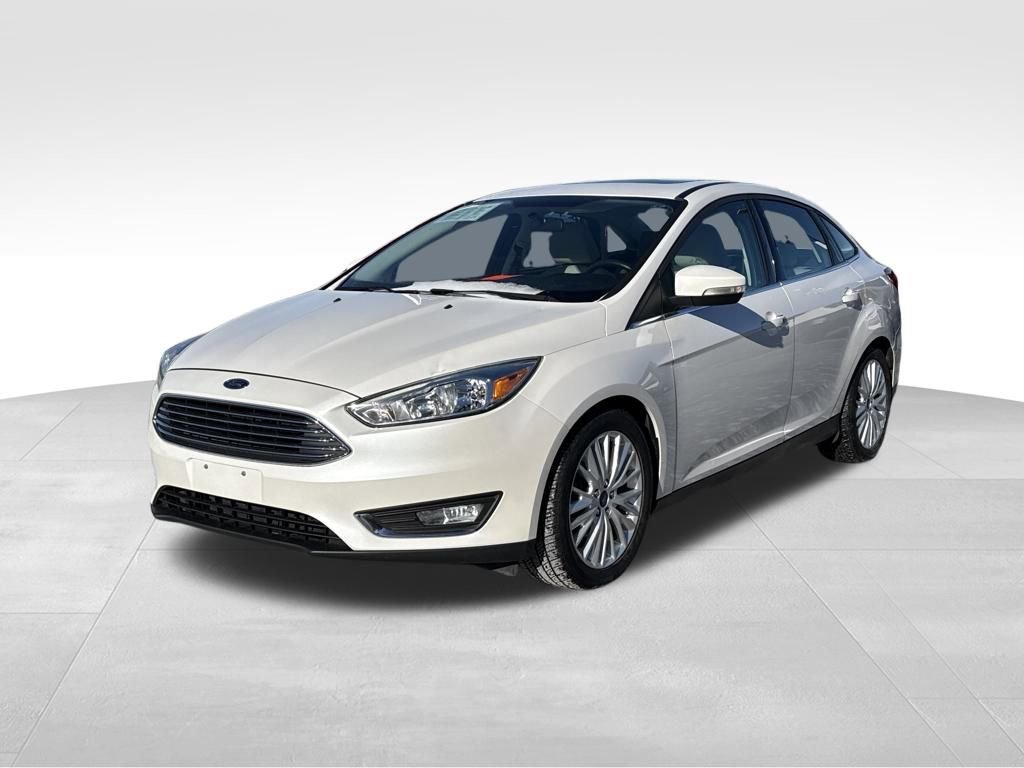 Used 2016 Ford Focus Titanium w/ Titanium Cold Weather Package image 2